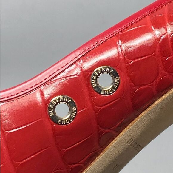 Burberry Aubri 100 Croc-Embossed Leather Pumps size 37 - Picture 10 of 15